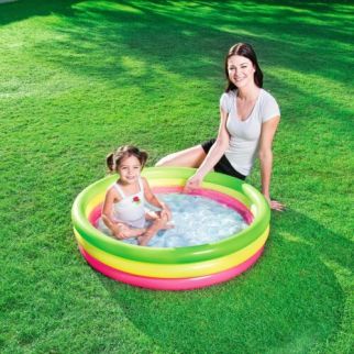 Asmodee – Piscine gonflable Bestway 102 x 25 cm, Pataugeoire 3 anneaux avec fond matelassé – 51104