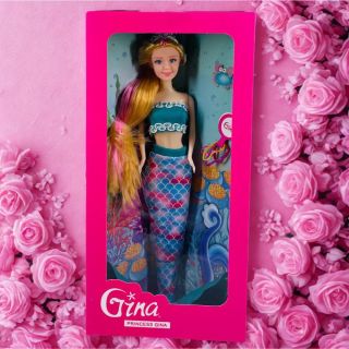 4 Princesses Gina Poupée de Mode