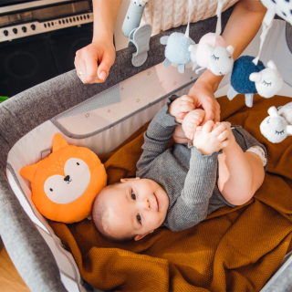MoMi Peluche Lulu Bruit Blanc Bébé Doudou Renard Orange
