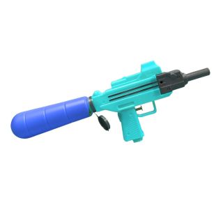 Pistolet à eau avec réservoir -M